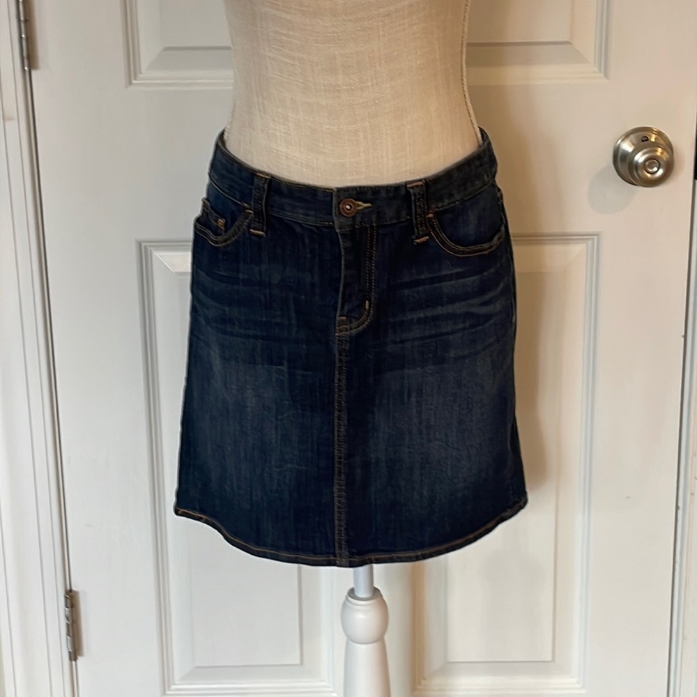 Tommy Hilfiger  Denim Skirt ( Sz 2)